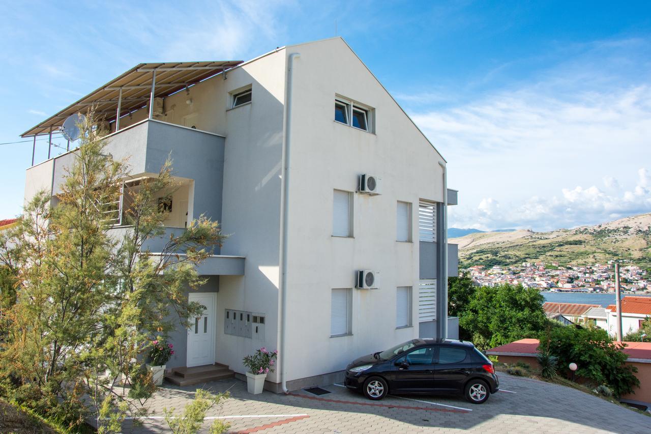 Apartments Sv. Jelena 1 Pag Town Exterior foto